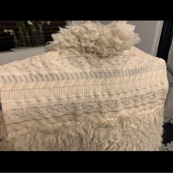 Anthropologie HEI HEI Ivory Shaggy Vest - Picture 5 of 8